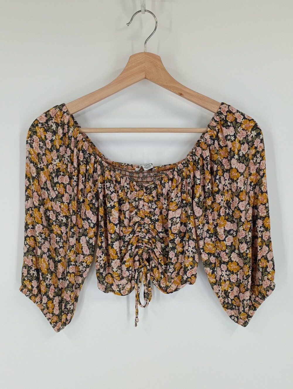 American Eagle Ruched Floral Crop Top